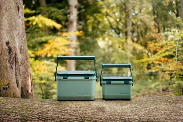 Adventure Easy Carry Outdoor Cooler | 15.1L