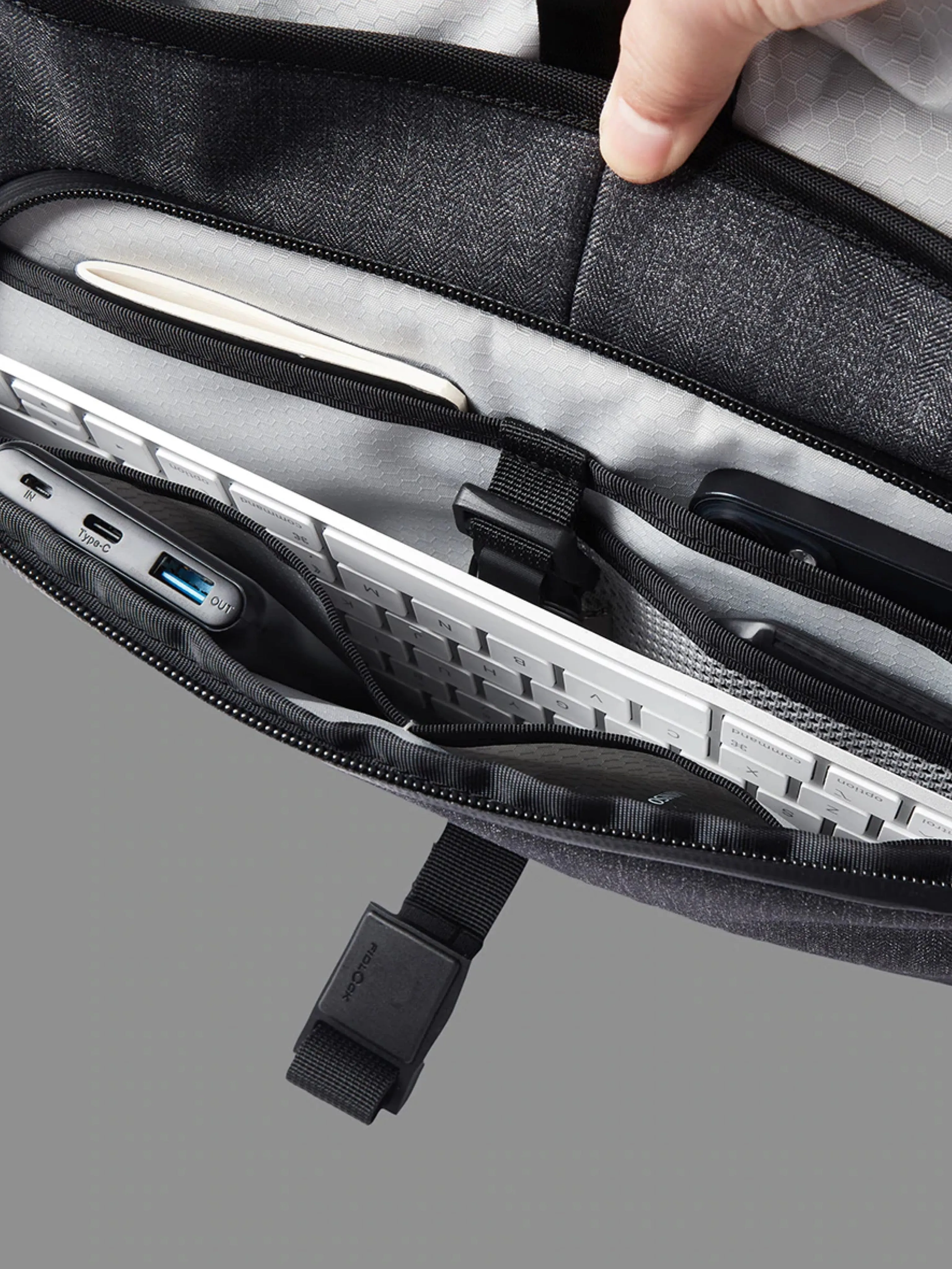 Alpaka Alpha Messenger
