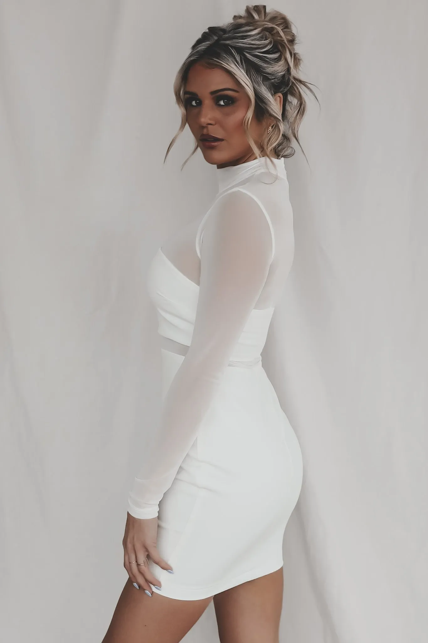 DEAL I Do To This White Mesh Mini