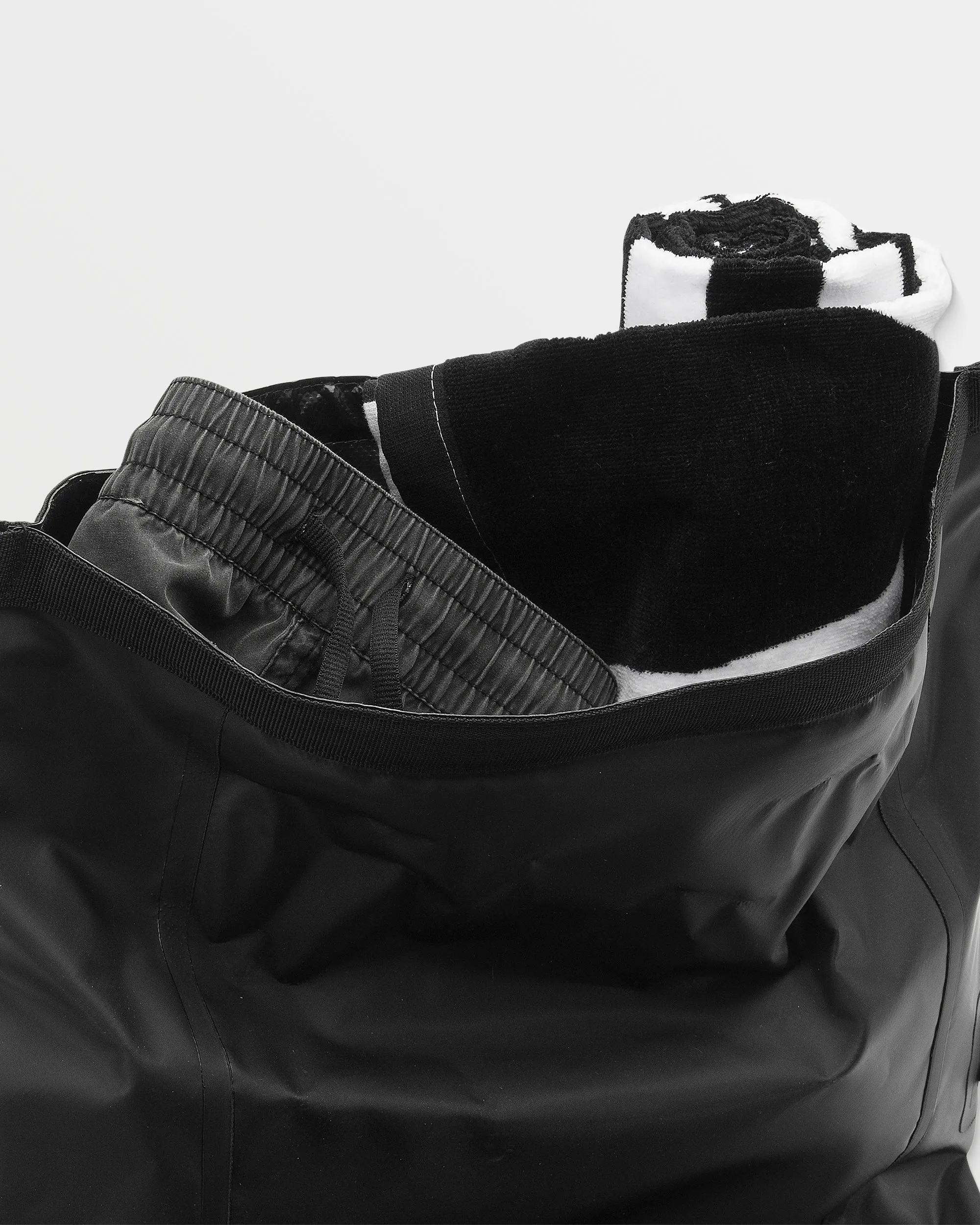 Drystone Wet/Dry Roll Top Backpack - BLACK