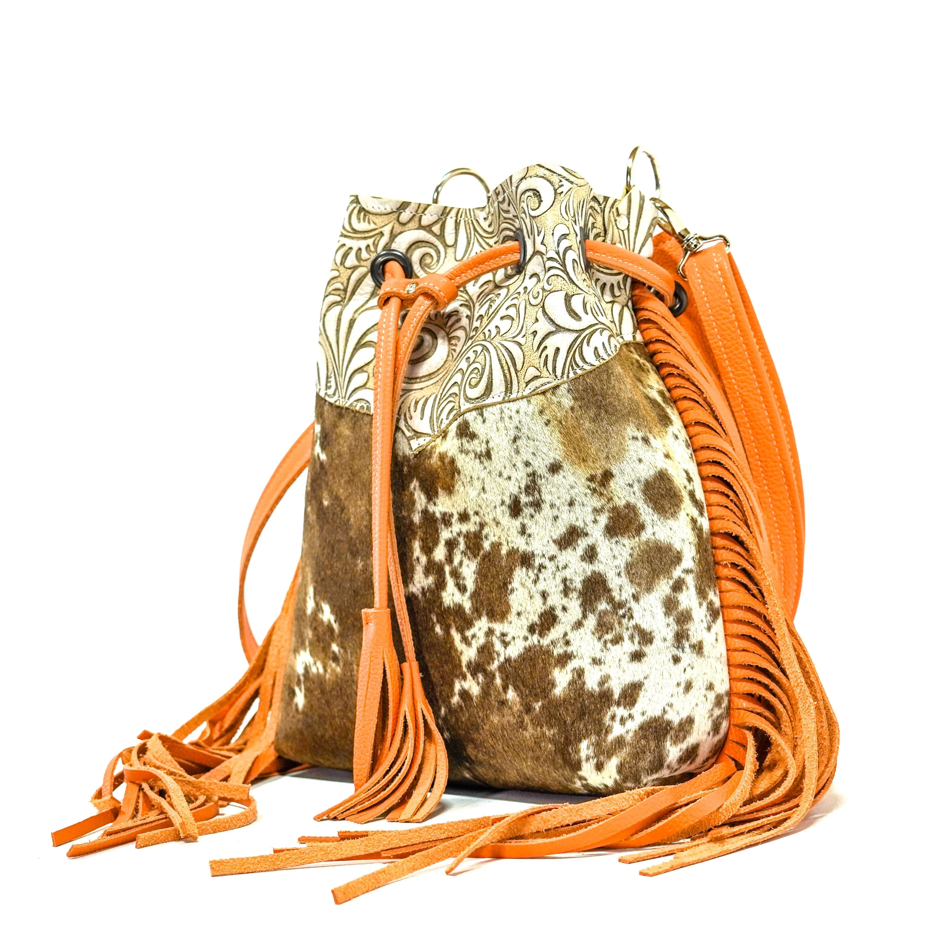 Gabby - Oil Spot w/ Bone Caracole