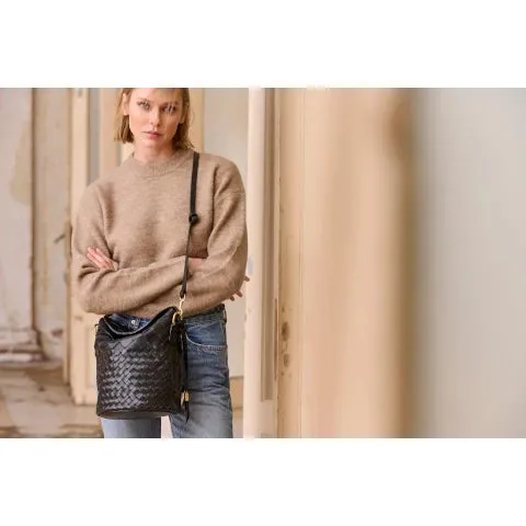 Kempton & Co. Richmond Bucket Bag in Black Threaded Weave