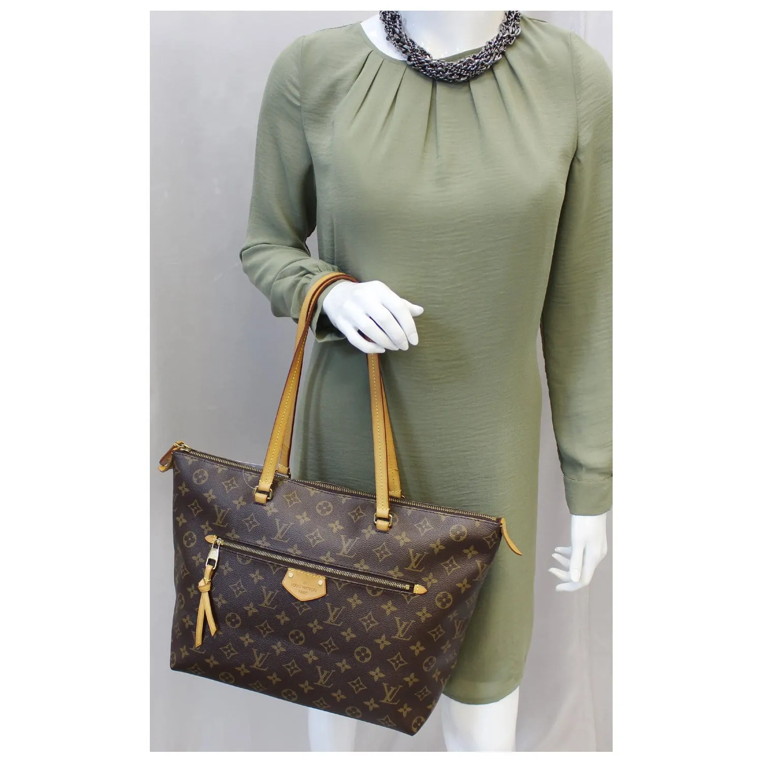 LOUIS VUITTON Iena MM Monogram Canvas Shoulder Bag