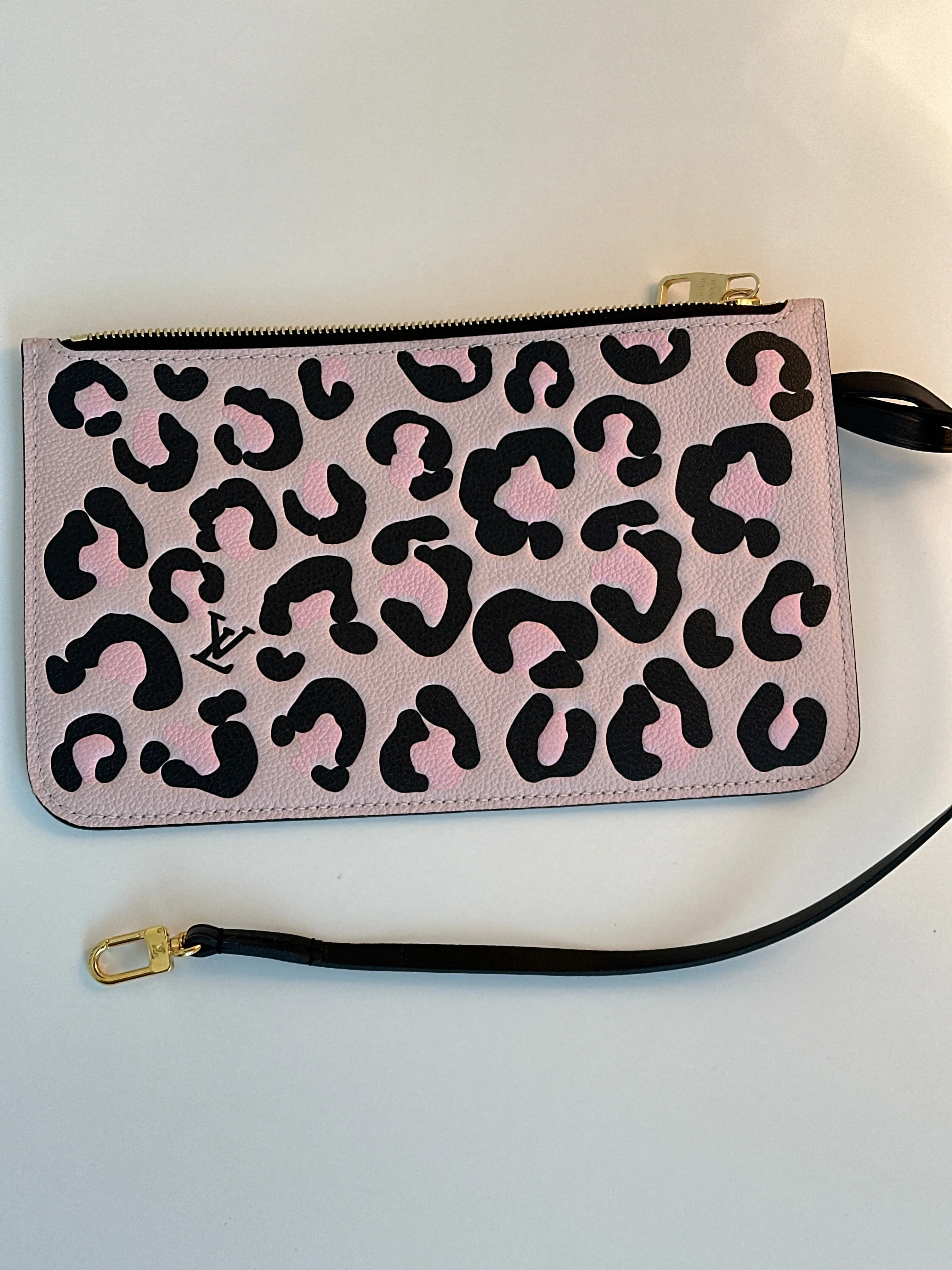 Louis Vuitton Neverfull NM Tote Wild at Heart Monogram Empreinte Giant MM