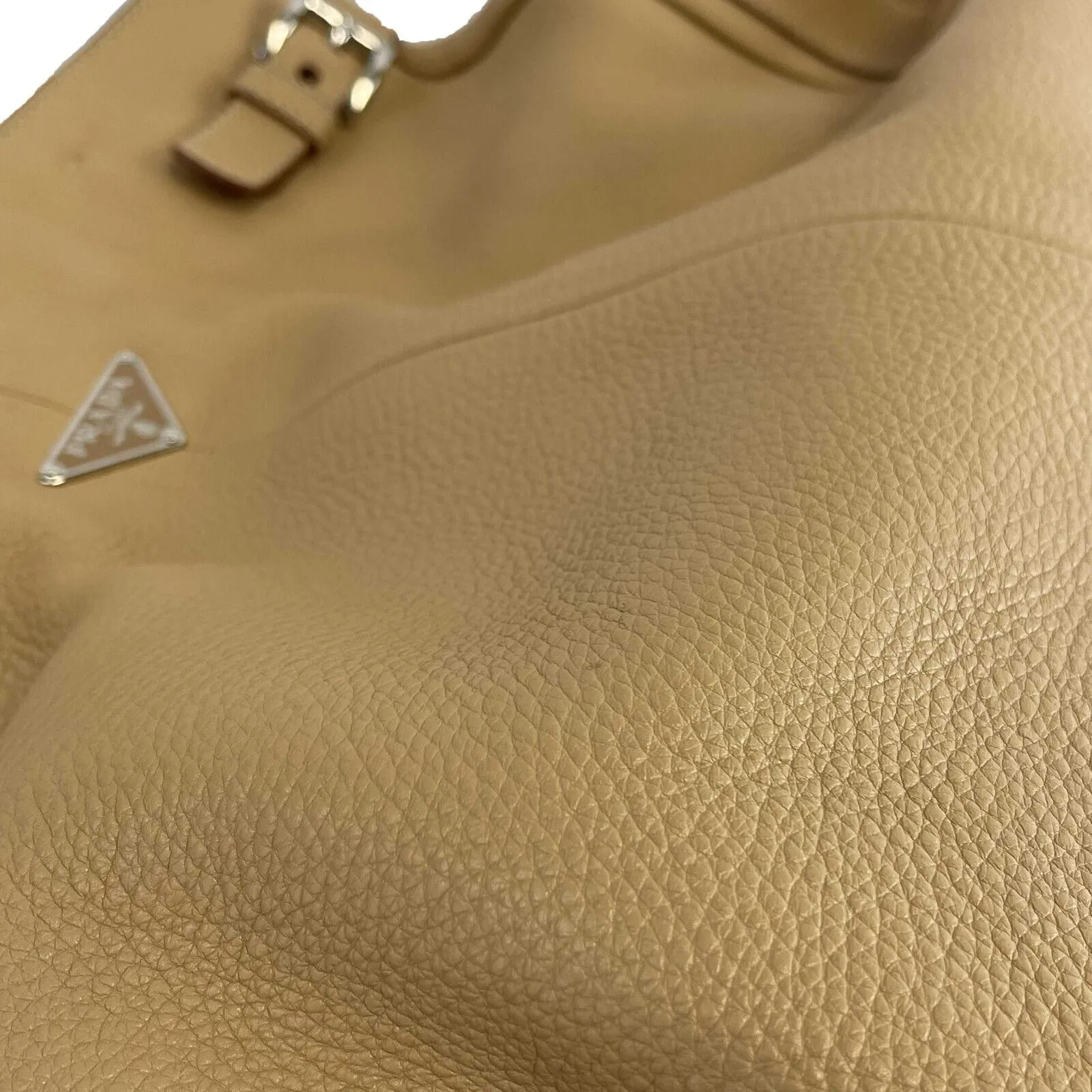 PRADA - Beige Vitello Diano Leather Tote w/ Pouch / Large Pocket