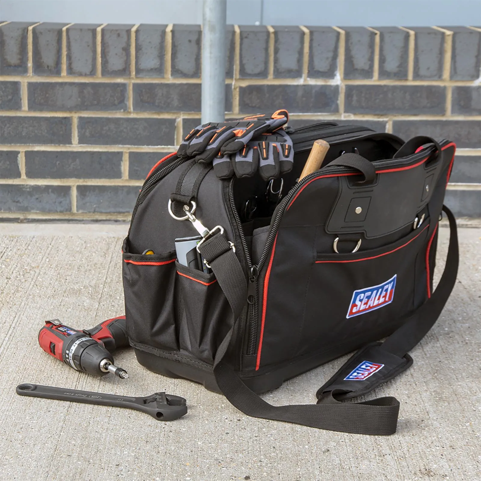 Sealey Tool Storage Bag with 24 Pockets 500mm Heavy Duty Rubber Base