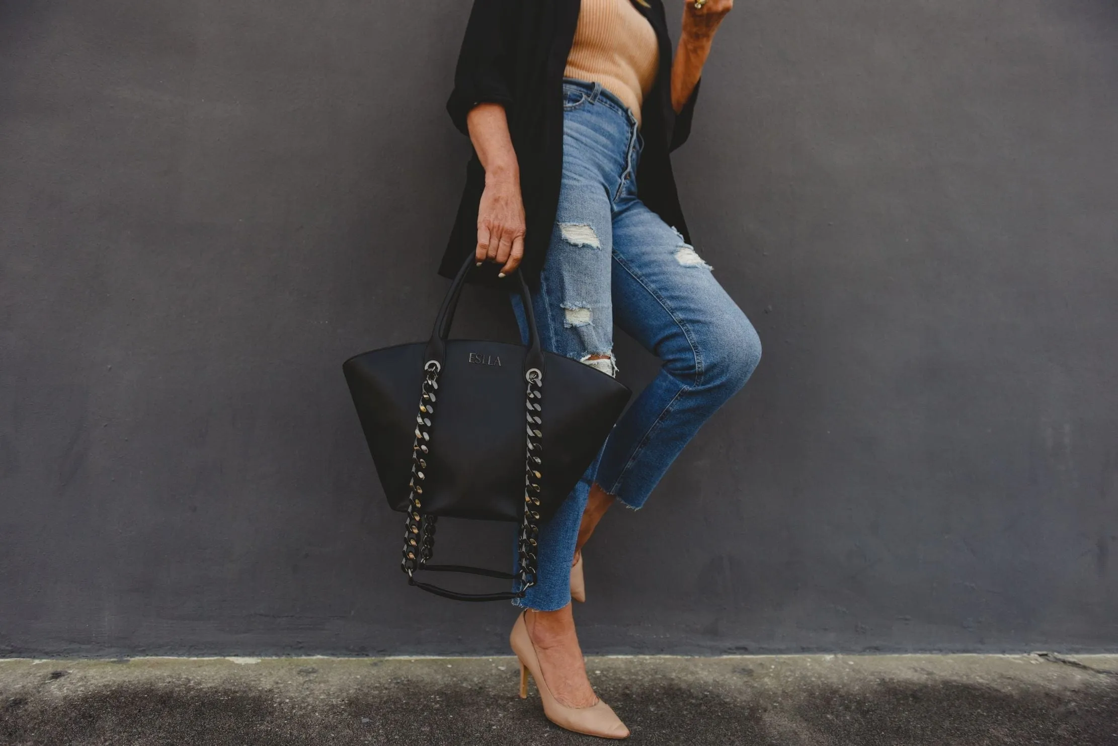 Seva Vegan Cactus Leather Tote | Matte Black