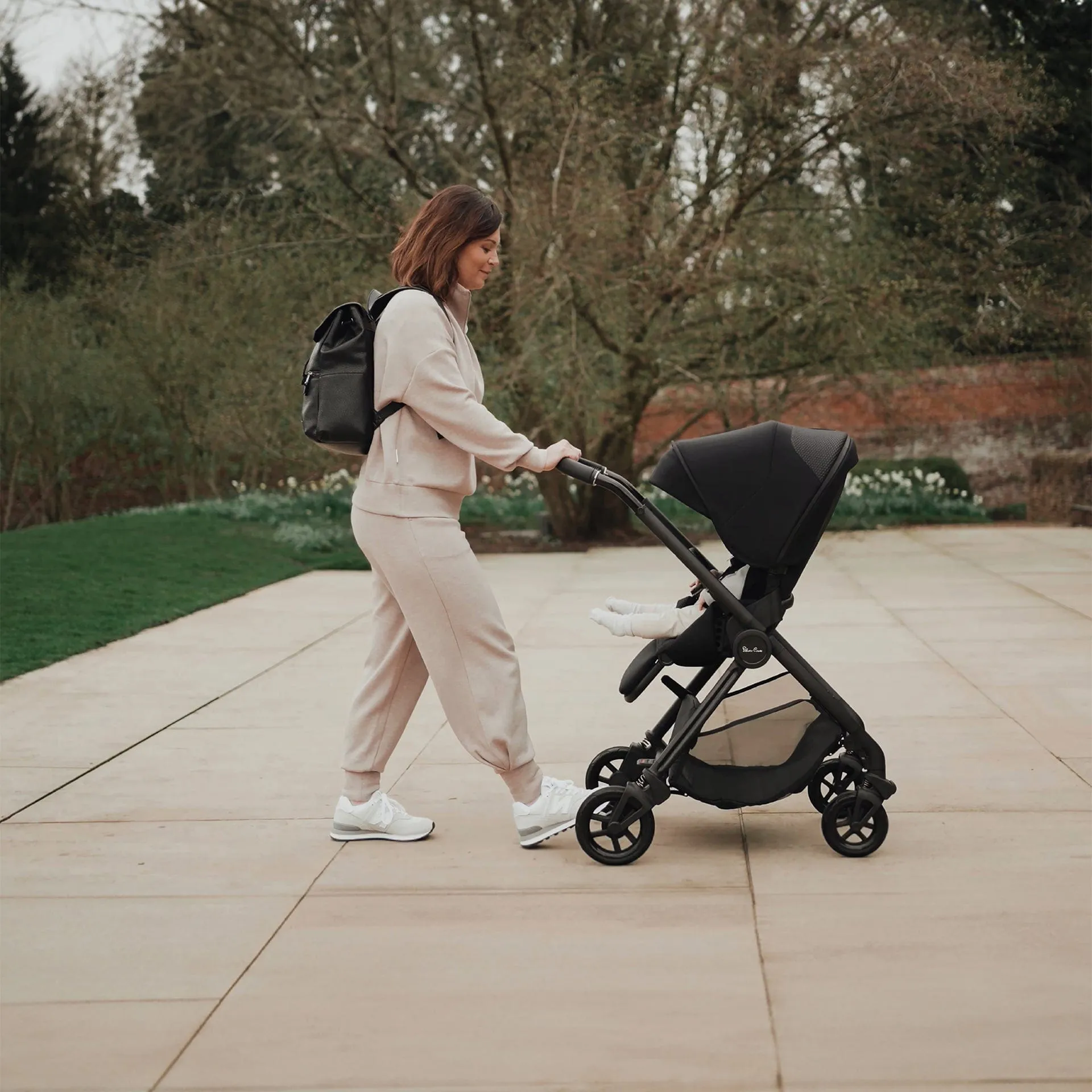 Silver Cross Dune 2 with First Bed Folding Carrycot - Mocha
