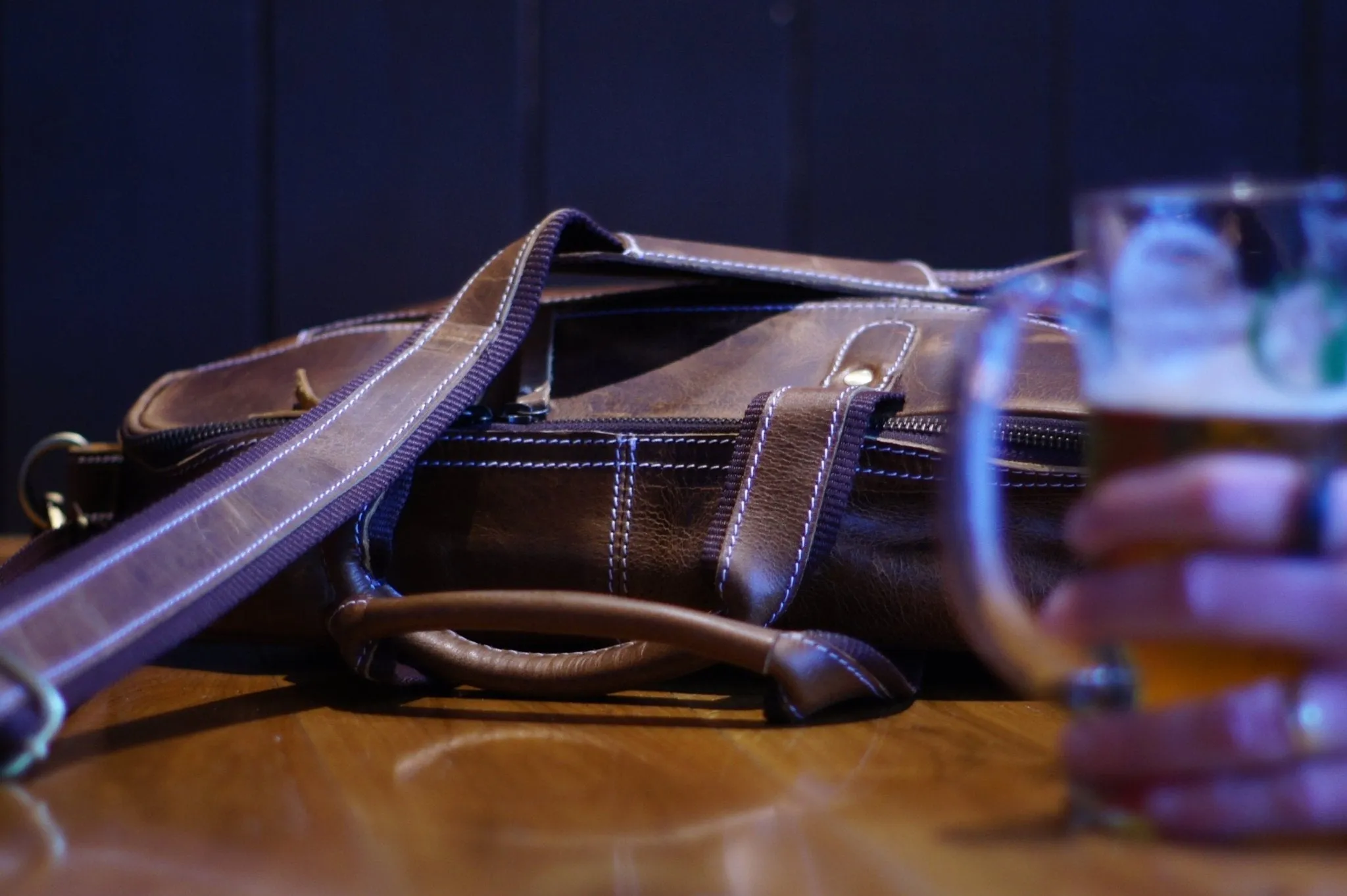The Madeley Messenger Leather Laptop Bag by ArchieSoul Man   Free Valet Tray