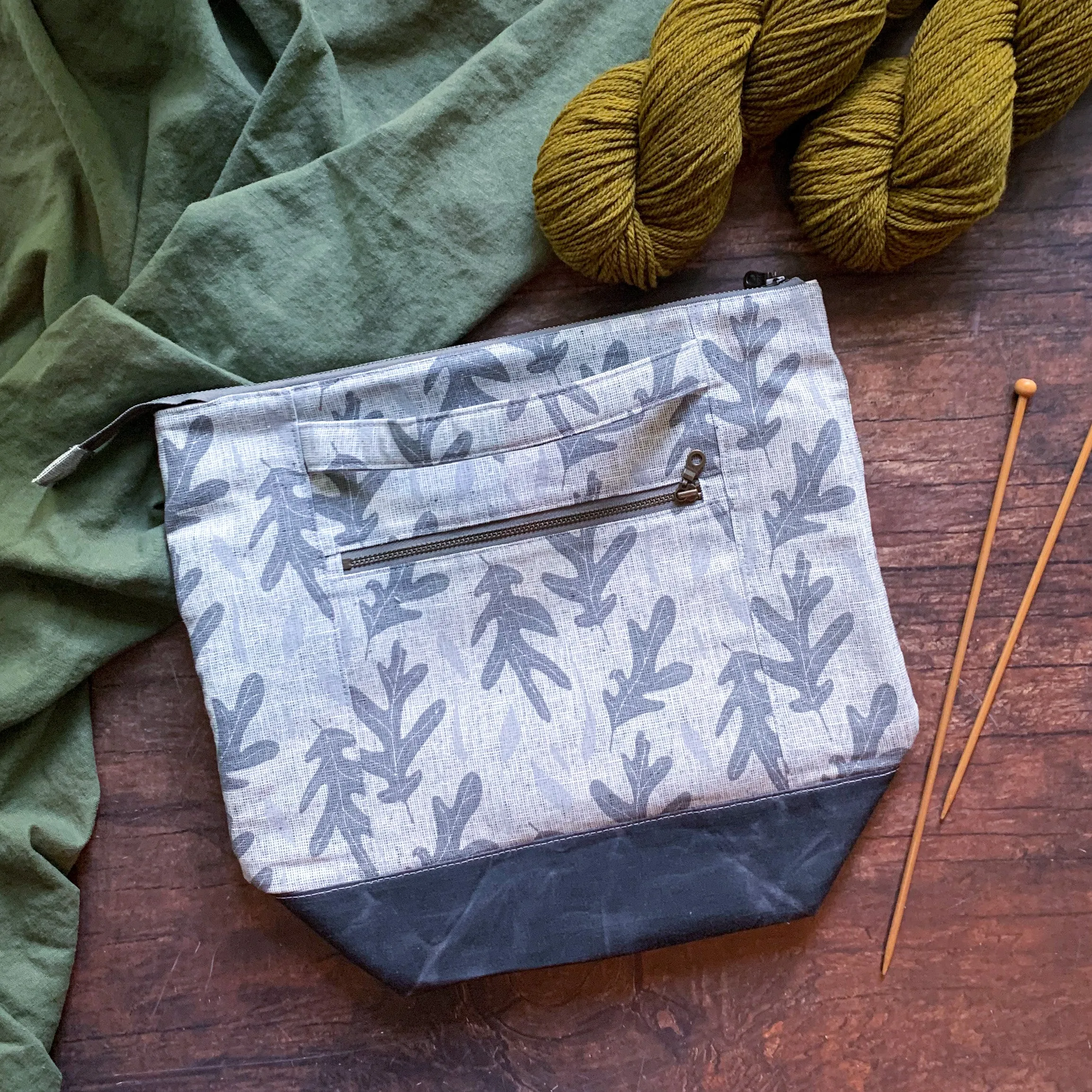 *Tumbling Leaves*  Zippered Knitting Project Bag- *Ready to Ship*