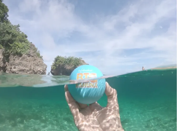Waboba Big Kahuna - Water Bouncing Ball